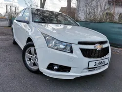 Weiß Gebraucht 2011 Chevrolet Cruze LT Kleinwagen | 4.800 € (Fairer Preis)