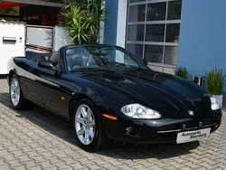Schwarz Gebraucht 1999 Jaguar XK8 Cabrio | 29.900 €