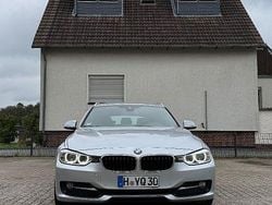 Silber Gebraucht 2013 BMW 320 Sport Line Kombi | 9.199 € (Guter Preis)