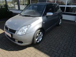 Grau Gebraucht 2005 Suzuki Swift Kleinwagen | 3.790 € (Teuer)