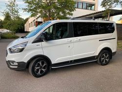 Weiß Gebraucht 2022 Ford Tourneo Active Van / Kleinbus | 36.900 € (Guter Preis)