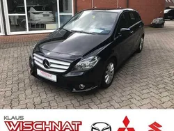 Schwarz Gebraucht 2012 Mercedes B180 Van / Kleinbus | 13.990 € (Teuer)