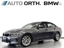 Grau Gebraucht 2019 BMW 330 Sport Line Limousine | 32.900 € (Fairer Preis)