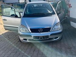 Silber Gebraucht 2003 Mercedes A140 Kleinwagen | 1.400 €