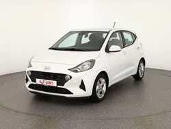 Weiß Gebraucht 2021 Hyundai i10 Trend Kleinwagen | 15.990 € (Etwas zu teuer)