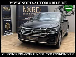 Deep black perleffek (metallic) Gebraucht 2021 VW Touareg R-line SUV | 38.900 € (Superpreis)