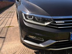 Schwarz Gebraucht 2018 VW Passat Alltrack Kombi | 16.950 €