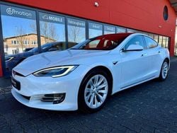 Perlweiß Gebraucht 2019 Tesla Model S Long Range AWD Kleinwagen | 31.990 € (Superpreis)
