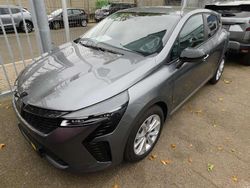 Schiefergrau Neu 2025 Renault Clio V Evolution Kleinwagen | 19.950 € (Fairer Preis)