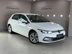Weiß Gebraucht 2021 VW Golf VIII Style Limousine | 21.751 € (Fairer Preis)
