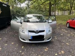 Grau Gebraucht 2007 Toyota Auris Sol Kleinwagen | 4.200 € (Fairer Preis)