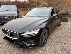 Schwarz Gebraucht 2020 Volvo V60 Inscription Kombi | 26.400 € (Superpreis)