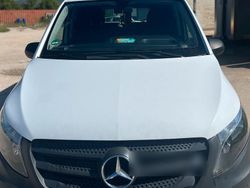 Weiß Gebraucht 2016 Mercedes Vito Van / Kleinbus | 9.900 €