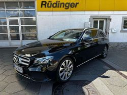 Obsidianschwarz metalliclack Gebraucht 2017 Mercedes E200 Kombi | 28.980 € (Teuer)