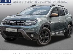 Zedergrün (grün) Gebraucht 2023 Dacia Duster Extreme SUV | 22.510 € (Fairer Preis)
