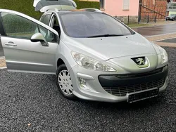 Grau Gebraucht 2009 Peugeot 308 Kombi | 2.300 € (Guter Preis)