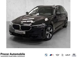 Schwarz Gebraucht 2021 BMW 520 Kombi | 27.980 € (Guter Preis)