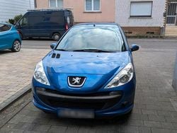 Blau Gebraucht 2011 Peugeot 206+ Kleinwagen | 2.850 €