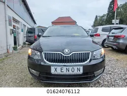 Schwarz Gebraucht 2014 Skoda Octavia Kombi | 12.990 € (Fairer Preis)