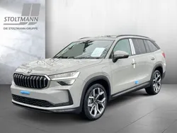 Stahlgrau uni Neu 2024 Skoda Kodiaq Selection SUV | 55.790 € (Teuer)