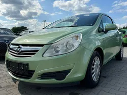 Grün Gebraucht 2011 Opel Corsa Selection Kleinwagen | 2.599 € (Fairer Preis)