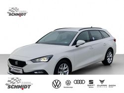 Weiß Gebraucht 2022 Seat Leon Style Limousine | 21.975 € (Fairer Preis)