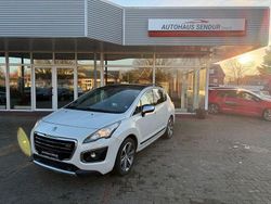 Weiß Gebraucht 2015 Peugeot 3008 SUV | 12.990 €