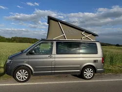 Grau Gebraucht 2013 VW T5 California Van | 34.900 €