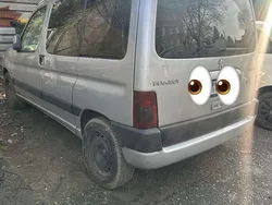Gebraucht 2004 Peugeot Partner Filou Van / Kleinbus | 800 € (Guter Preis)