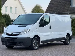 Weiß Gebraucht 2011 Opel Vivaro Van | 6.499 € (Fairer Preis)