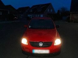 Rot Gebraucht 2009 VW Fox Kleinwagen | 1.100 € (Fairer Preis)