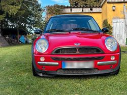 Rot Gebraucht 2001 Mini Cooper Kleinwagen | 1.300 €