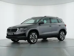 Graphitegrau metallic Gebraucht 2024 Skoda Karoq Style SUV | 29.889 € (Guter Preis)
