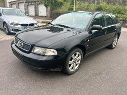 Schwarz Gebraucht 1997 Audi A4 Kombi | 1.000 € (Etwas zu teuer)