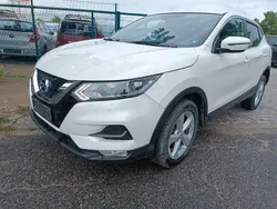 Weiß Gebraucht 2017 Nissan Qashqai SUV | 9.500 € (Fairer Preis)