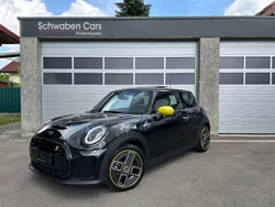 Schwarz Gebraucht 2023 Mini Cooper SE Kleinwagen | 20.900 € (Guter Preis)