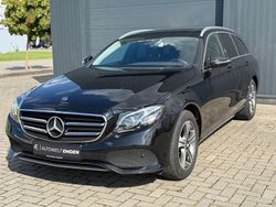 Schwarz Gebraucht 2019 Mercedes E220 Avantgarde Limousine | 23.490 € (Superpreis)