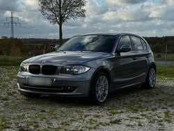 Grau Gebraucht 2011 BMW 116 Kleinwagen | 6.400 € (Etwas zu teuer)