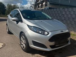 Silber Gebraucht 2014 Ford Fiesta Kleinwagen | 4.000 € (Guter Preis)