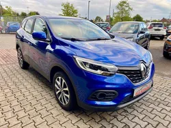 Blau Gebraucht 2021 Renault Kadjar Zen SUV | 15.800 € (Guter Preis)