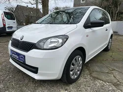 Weiß Gebraucht 2015 Skoda Citigo Cool Edition Kleinwagen | 5.980 € (Fairer Preis)