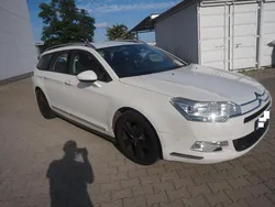 Weiß Gebraucht 2010 Citroën C5 Kombi | 2.499 €