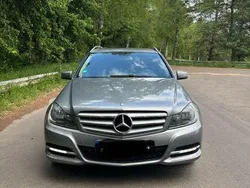 Mercedes C220