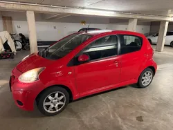 Rot Gebraucht 2009 Toyota Aygo City Kleinwagen | 2.100 € (Guter Preis)