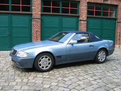 Blau Gebraucht 1993 Mercedes SL300 Cabrio | 17.950 €