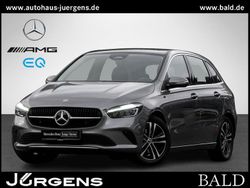 Grau mountain grey metallic Gebraucht 2024 Mercedes 200 Progressive Kombi | 33.330 € (Superpreis)