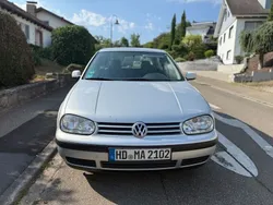 Silber Gebraucht 2001 VW Golf IV Trendline Limousine | 900 € (Superpreis)