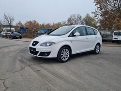 Weiß Gebraucht 2012 Seat Altea XL Copa Van / Kleinbus | 5.600 € (Teuer)