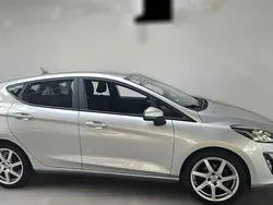 Silber metallic Gebraucht 2019 Ford Fiesta Cool & Connect Kleinwagen | 11.160 € (Fairer Preis)