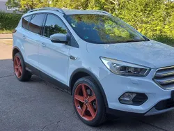 Weiß Gebraucht 2019 Ford Kuga Titanium SUV | 19.900 € (Superpreis)